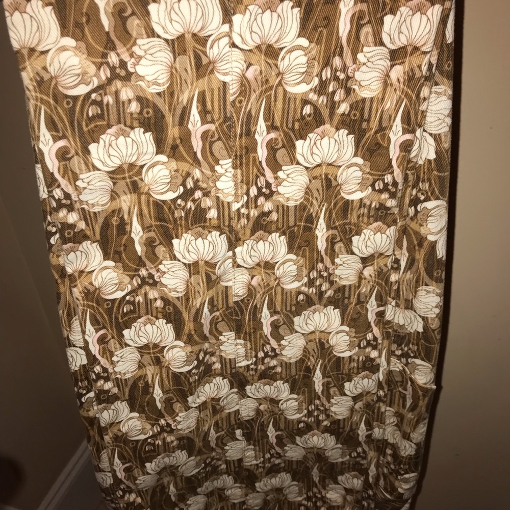 Dress pants - Picture 2 of 3